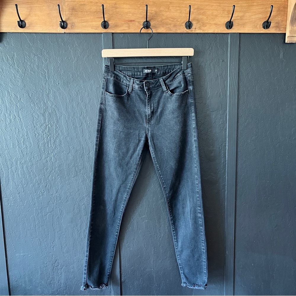 Just Black Faded Raw Hem Skinny Ankle Jeans